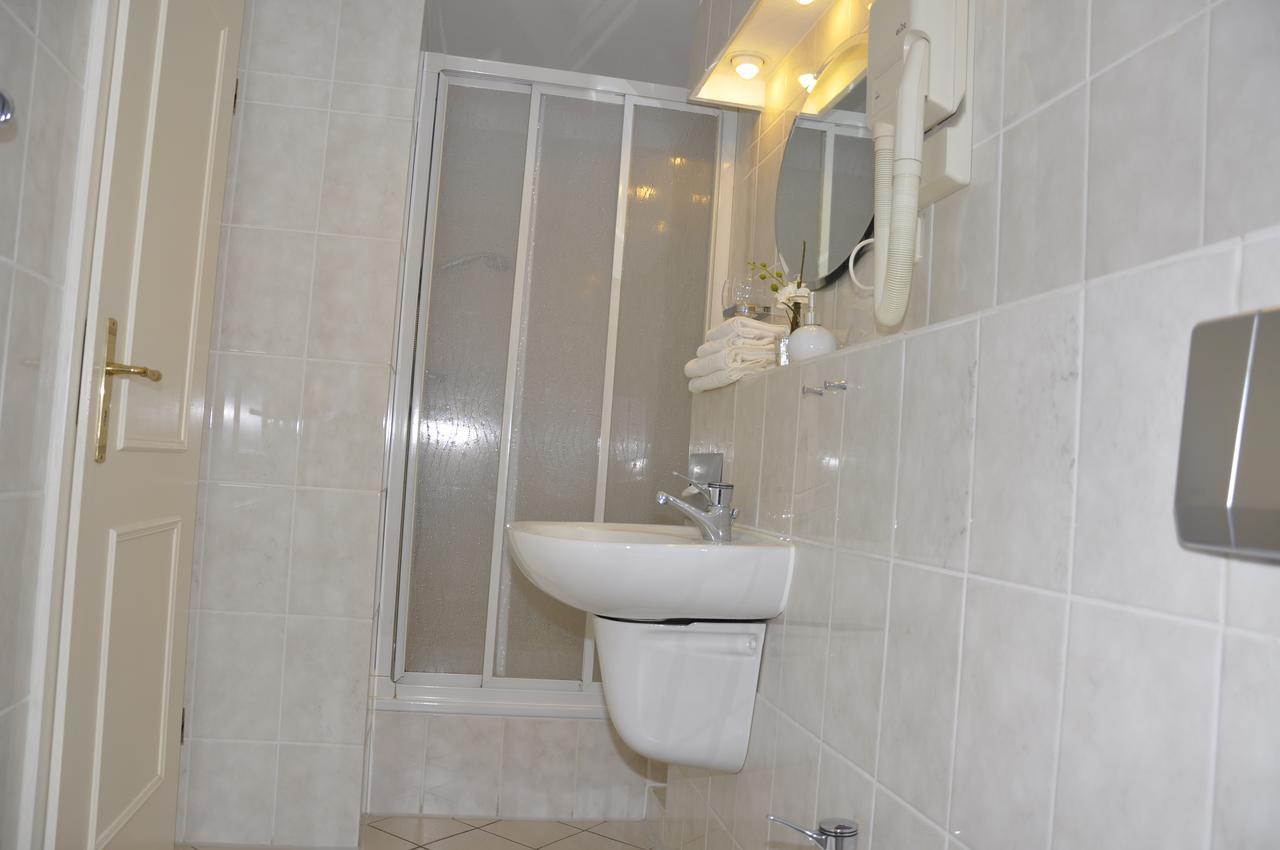 Basalt Hotel Restaurant Lounge Hohwacht Ngoại thất bức ảnh